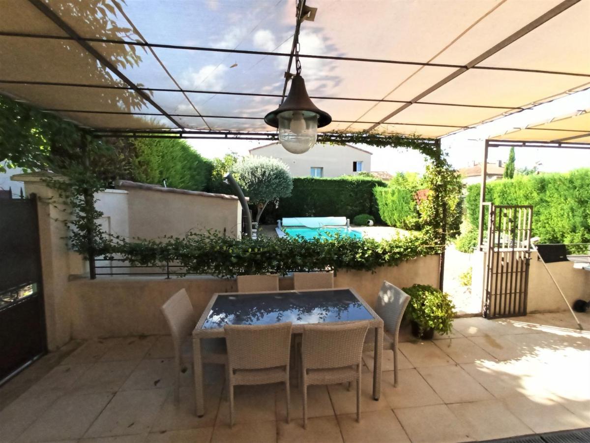 Appartement Grand Confort A Deux Pas Du Centre Ville L'Isle-sur-la-Sorgue Kültér fotó